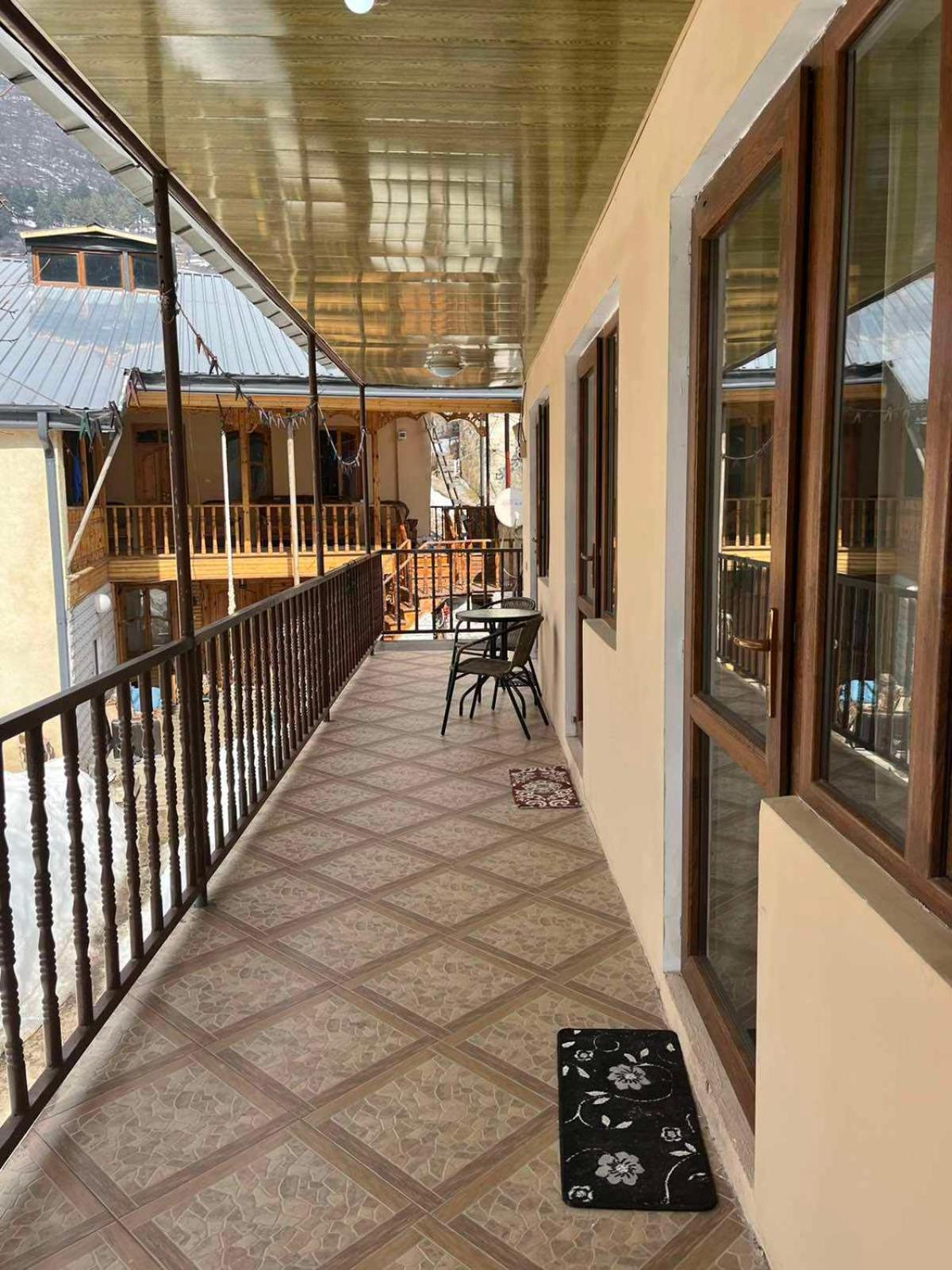 Sunny Hotel Mestia Exterior photo